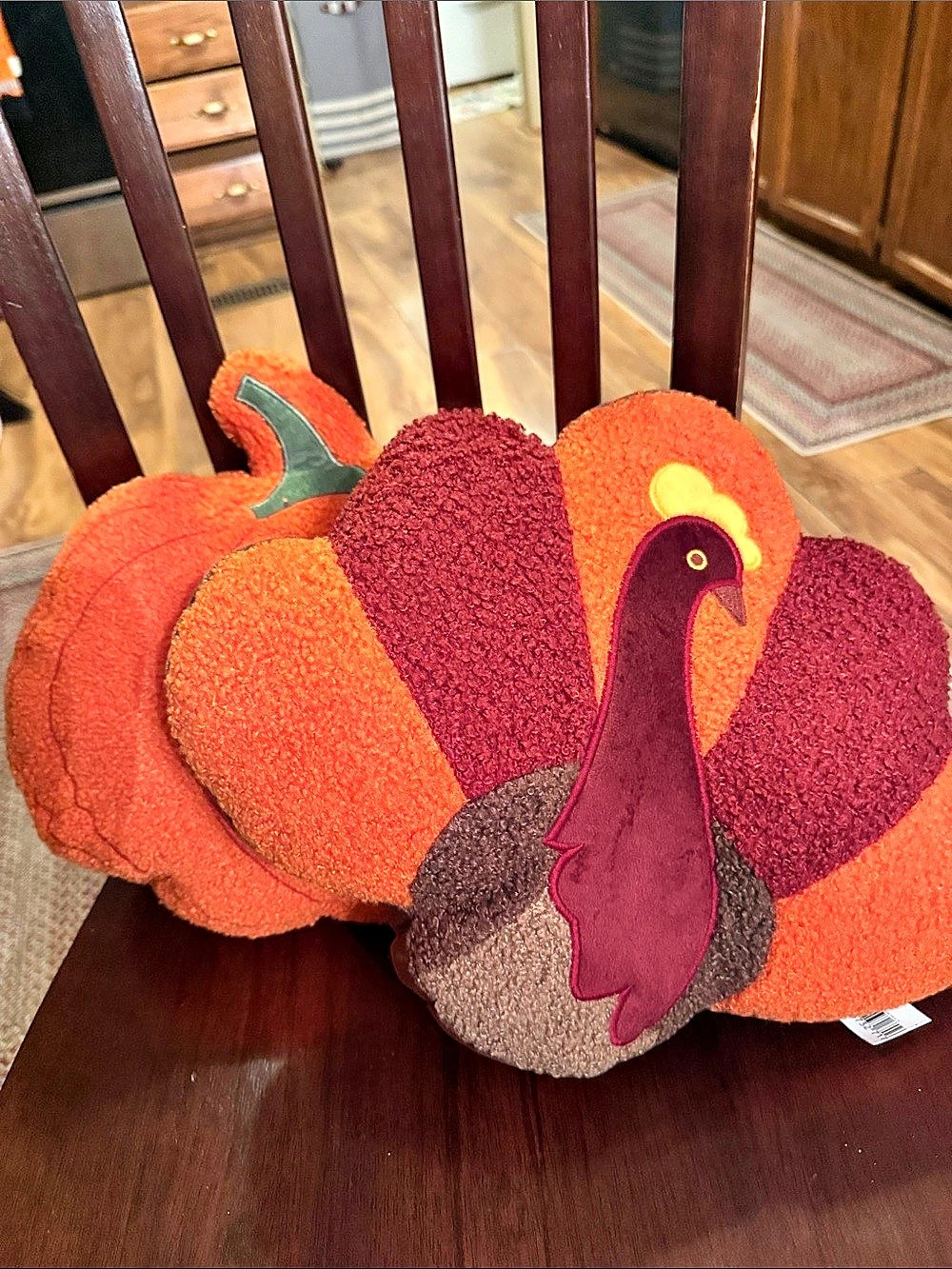 NWT..Turkey ๐น๐ท Thanksgiving Holiday Pillows - Orange & Red